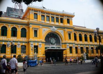 Saigon Insider Vespa Tour