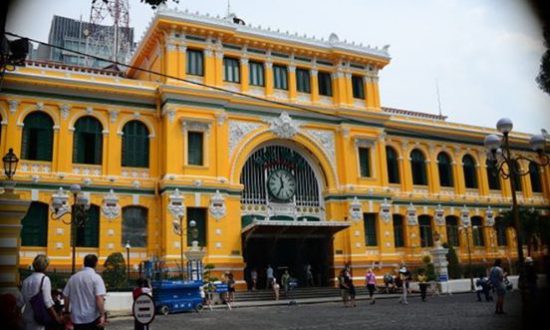 Saigon Vespa Tour